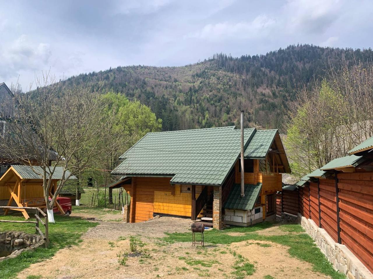 Еко Будинок В Горах Verkhnyaya Bystra Exterior foto